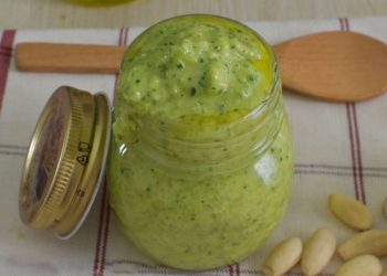 Pesto de courgettes aux amandes