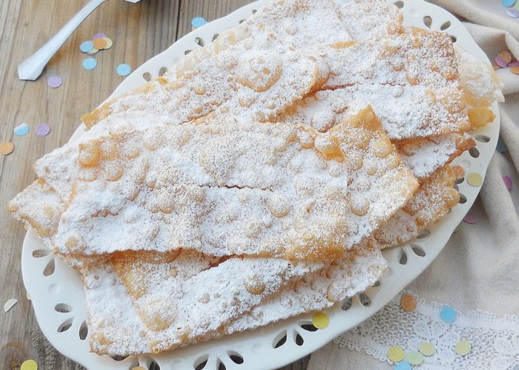 chiacchiere de carnaval